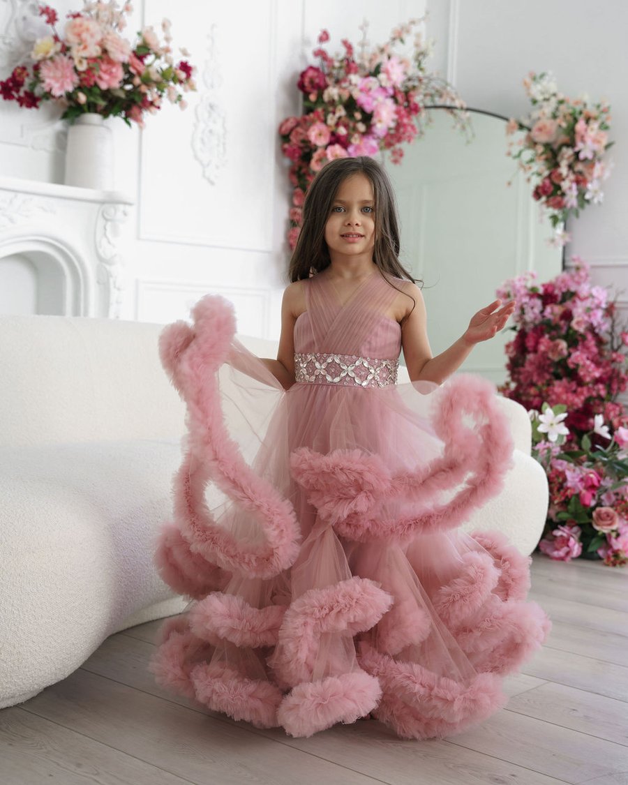Girl in pink cloud dress